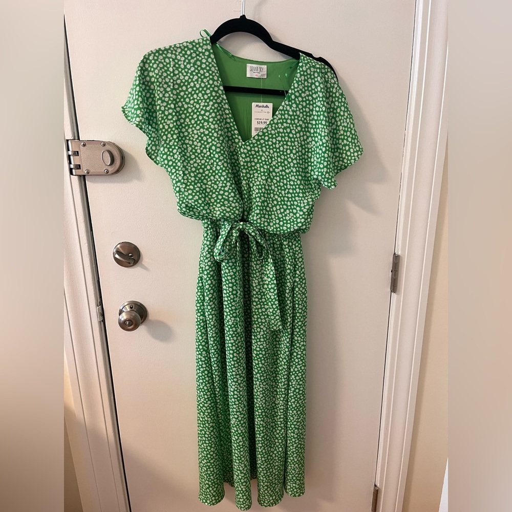 Green floral midi dress